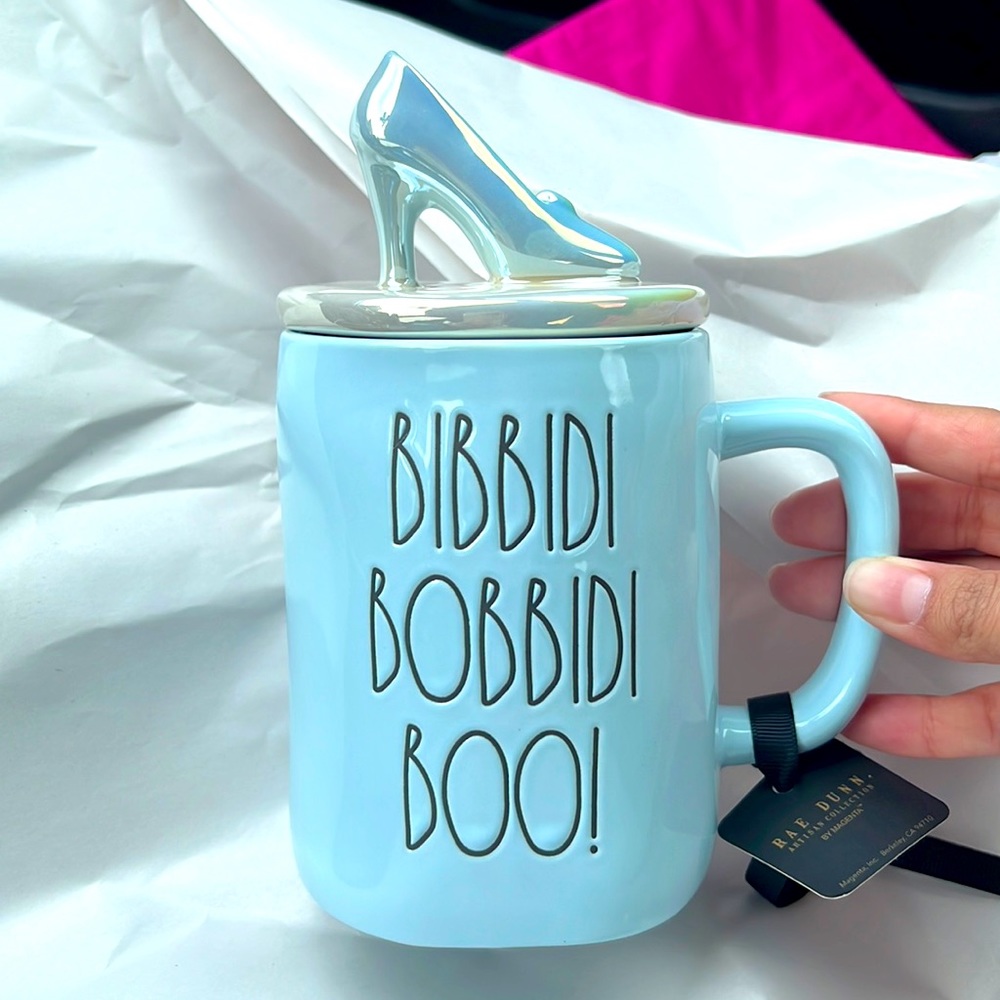 ❗️SOLD❗️Rae Dunn Cinderella Heel Mug